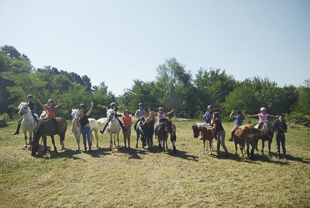 Vacances-passion - Centre équestre Cheval Bugey - Ceyzériat - Ain