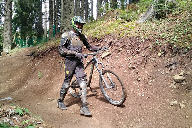 Vacances pour tous - colonies de vacances  - Les Carroz-d'Arâches - VTT sensations