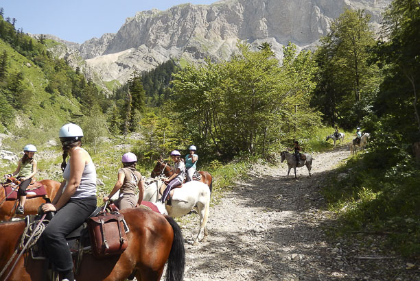 Vacances pour tous - colonies de vacances  - Lus-la-Croix-Haute - Monta'cheval