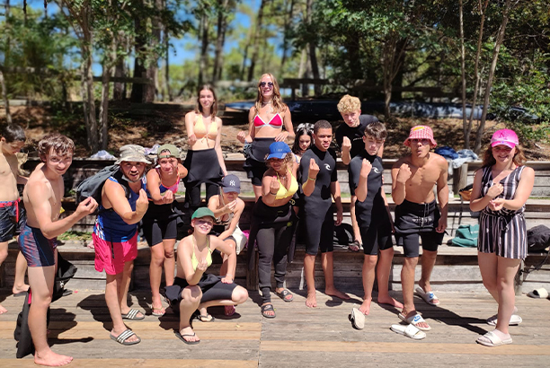 Vacances pour tous - colonies de vacances  - Taussat - Surf sur le bassin