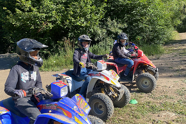 Vacances pour tous - colonies de vacances  - Les Carroz-d'Arâches - Quad aventures