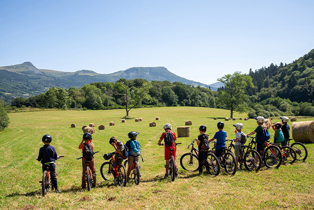 Vacances pour tous - colonies de vacances  - Murat-le-Quaire - Volca'ventures